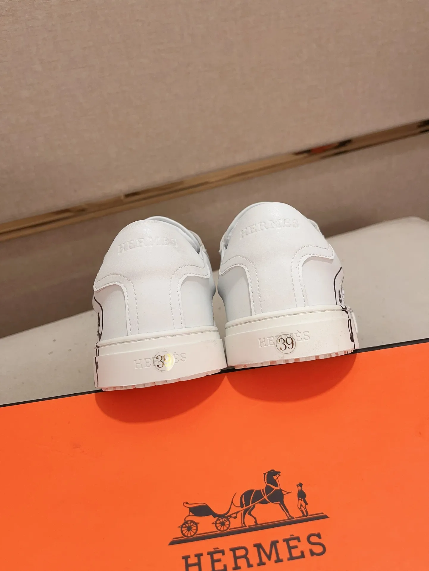 Men's clothing and shoes💰: 420💰《HERMES》【Classic Original Version】Hermès; Top 🔝 Purchasing Agency 🔍🔍Latest 🇺🇸Sold simultaneously at counters, original imported from Italy ▲▲Cow leather▲ ▲Exquisite workmanship (Italian 🇮🇹imported water-dyed 🐂cowhide lining) sole: original sole provided by the original factory, ⚠️exclusive double-layer activity·TPR·rubber·combined molded outsole; Code number: 36-44 (45/46 can be customized, non-refundable)